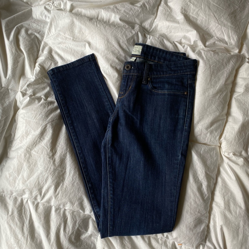 LEVI Demi Curve Dark Wash Jeans